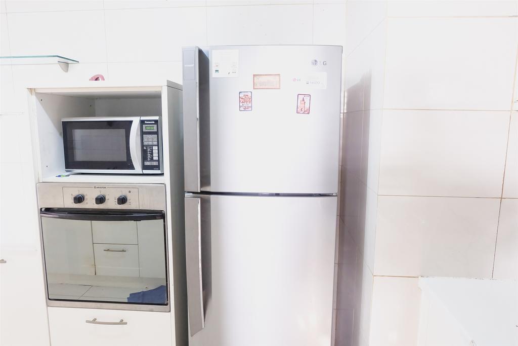 2Br Premium Apartment Berlian Permata Hijau Джакарта Стая снимка